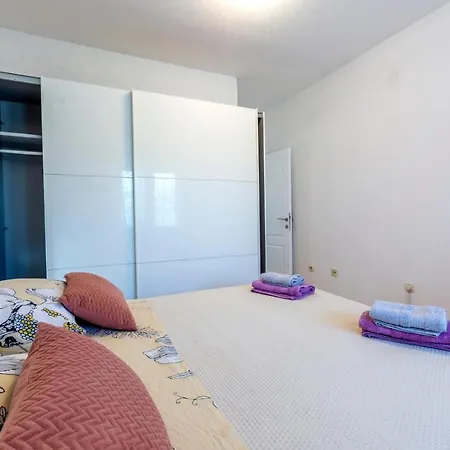 Vila Cicibela Kastela